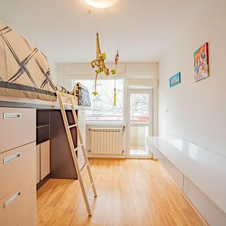 Epicenter By Rv Apartman *